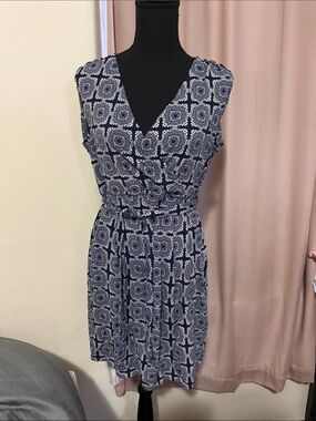 Banana Republic Navy and White Printed Wrap-Style Tie Dress